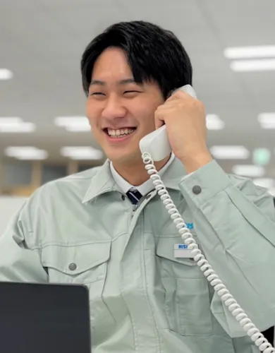 フロント担当