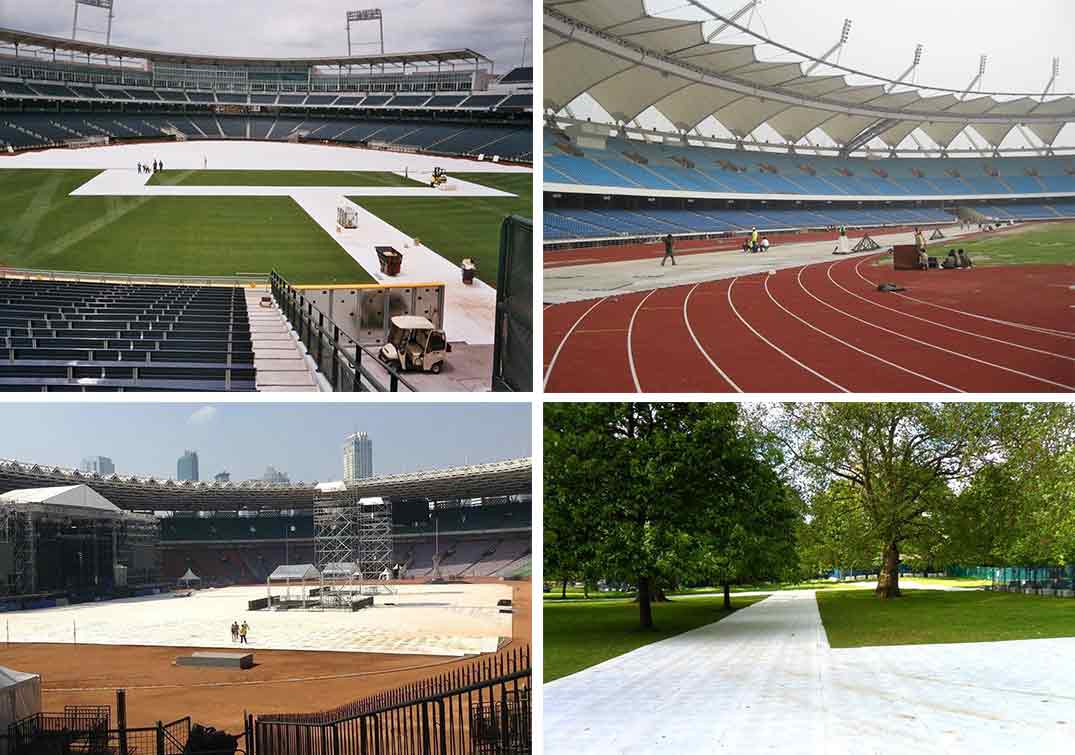 天然芝をアーマーデッキで養生し、ステージやテント、客席を設営した様子