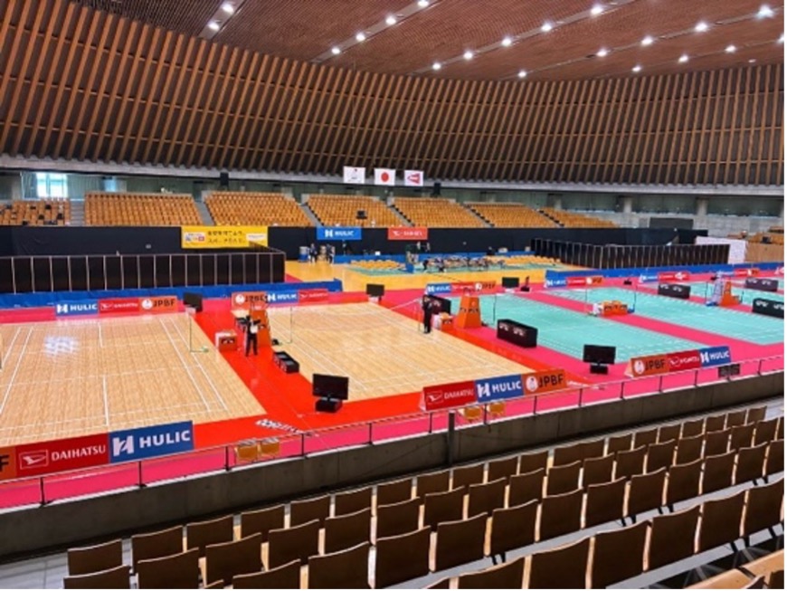 JAPANパラバドミントン国際大会で設置した車いす競技者用コート