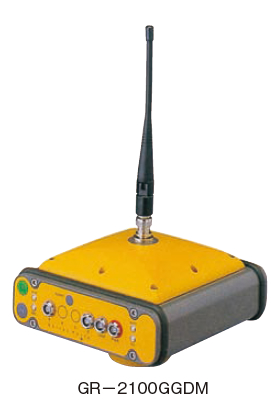 アンテナ・モデム一体型</br>GNSS受信機