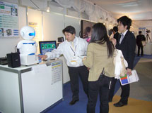 通信機器営業部：コミュニケーションロボット
