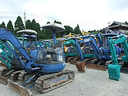 建機即売会の風景